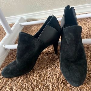Vince Camuto suede ankle booties perfect for work or a night out on the town.